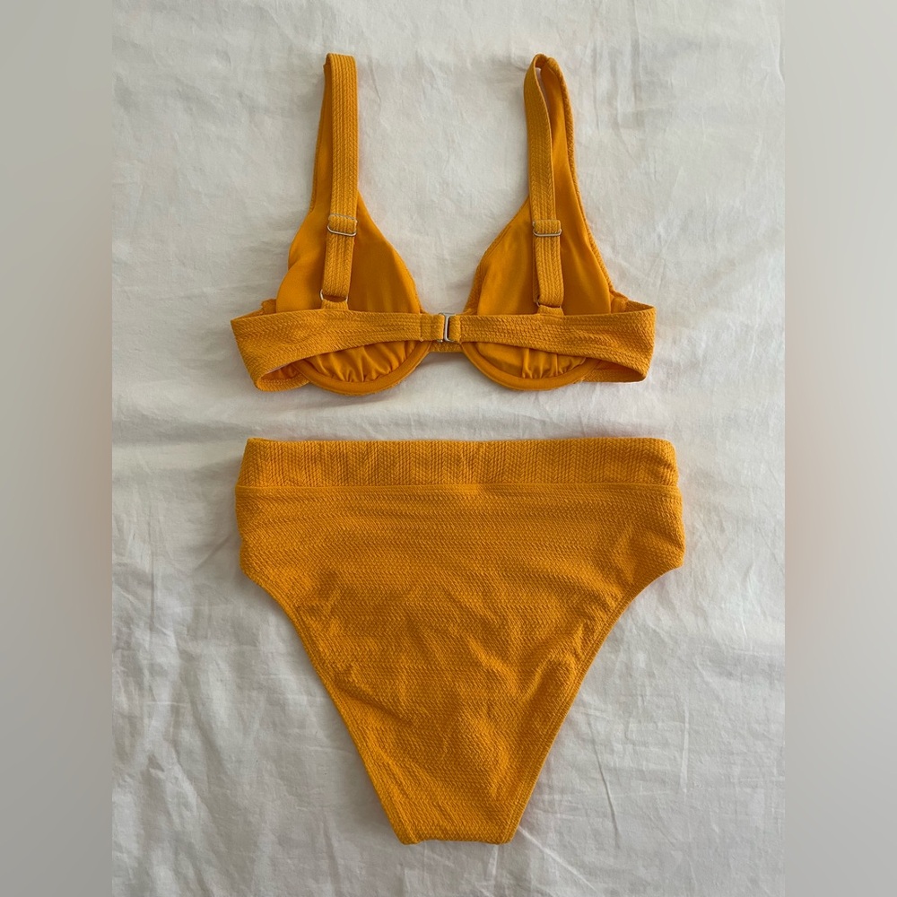 Splendid Mustard Yellow Textured Bikini Set | High-Waisted | Size Small - Picture 2 of 4